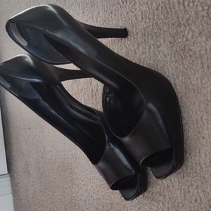 Black open toe pumps
